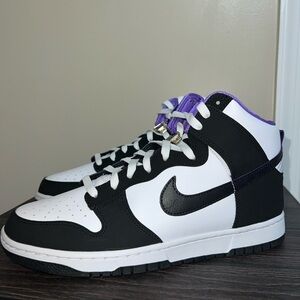Nike Black and White Sneakers with Purple Highlights